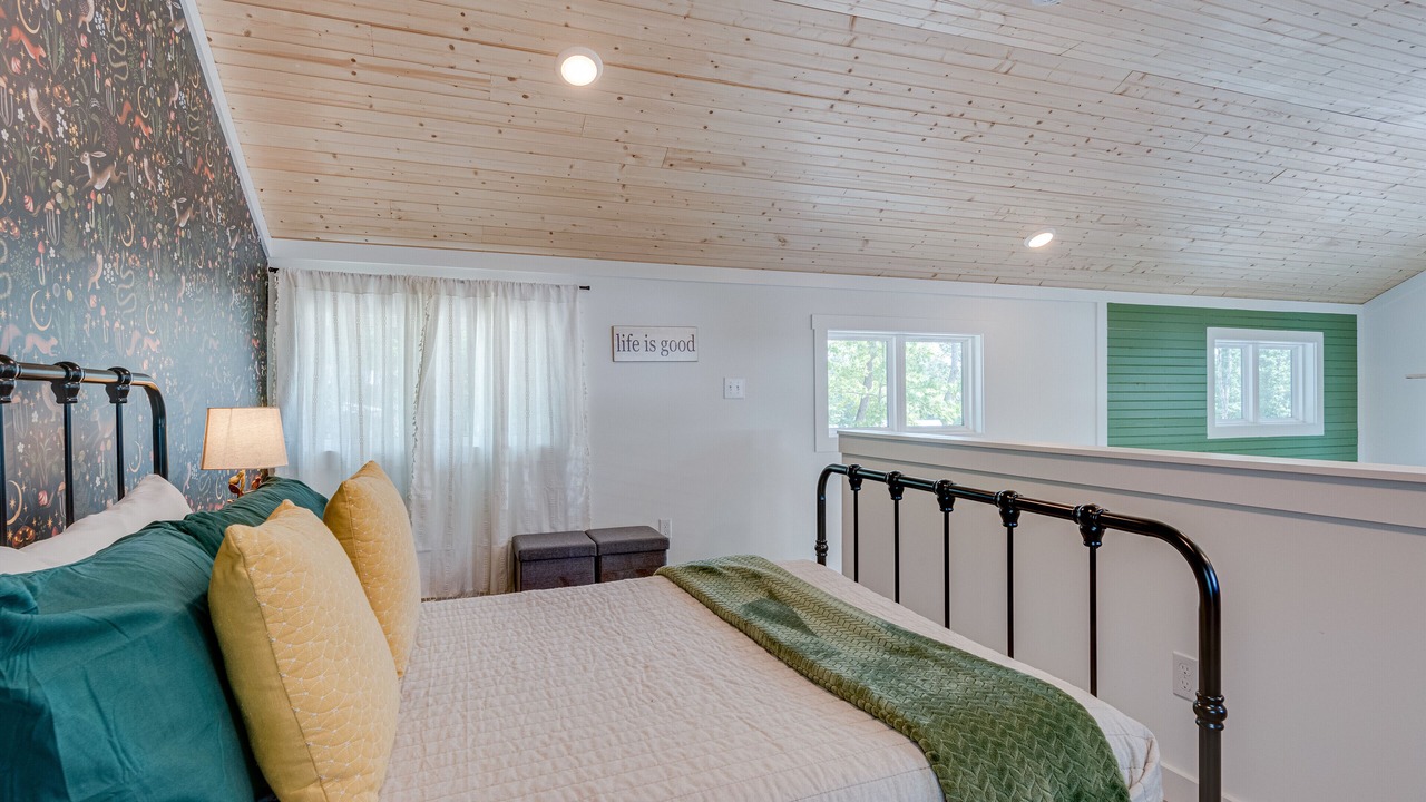 Photo of Bedroom in Tracy City