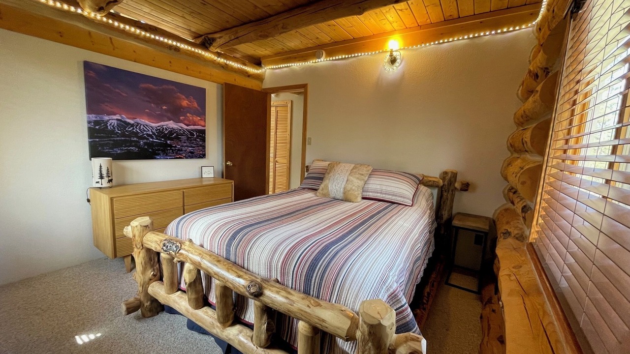 Photo of Bedroom in Hartsel