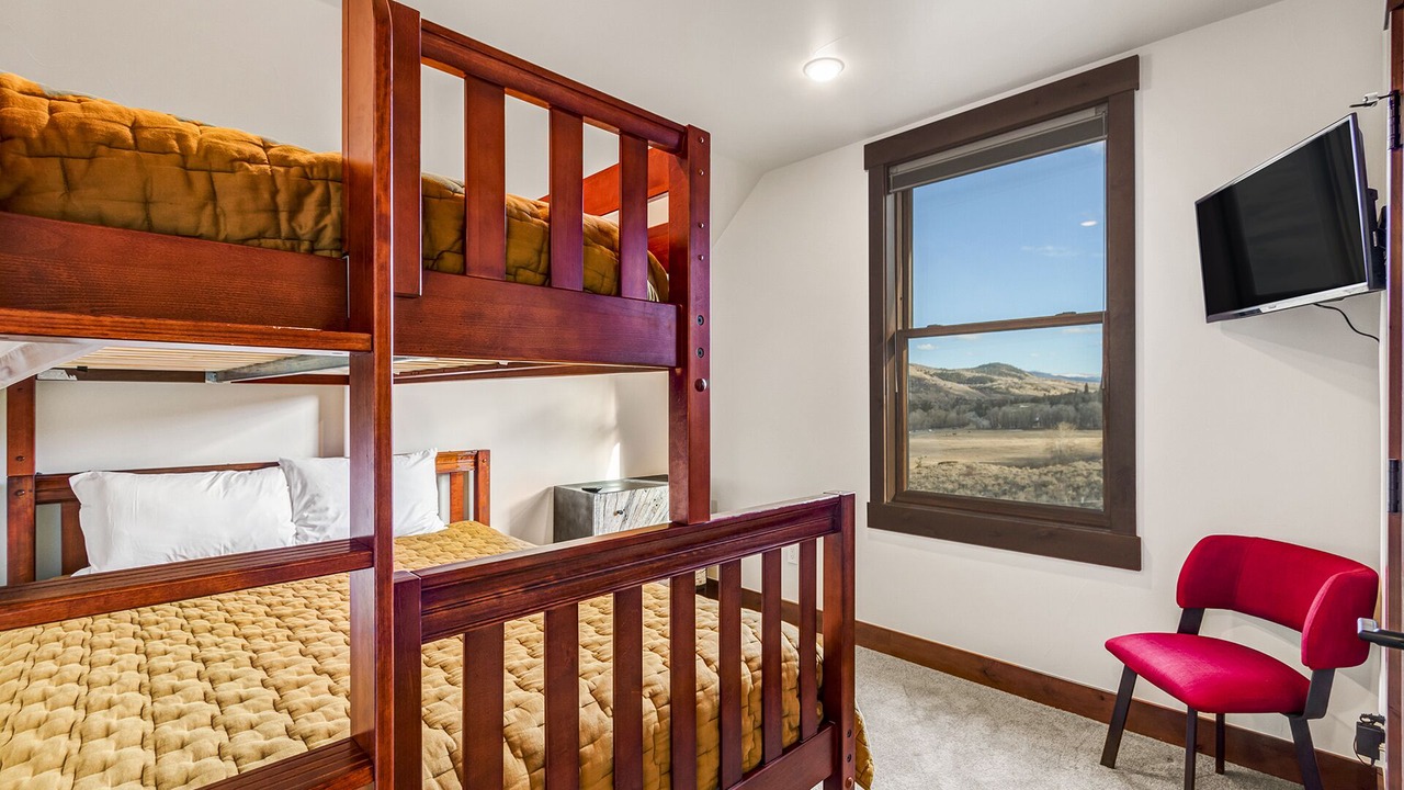 Photo of Bedroom in Silverthorne