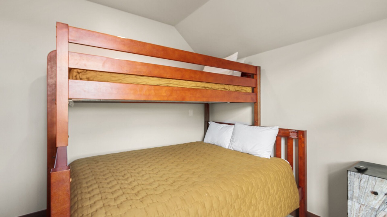 Photo of Bedroom in Silverthorne