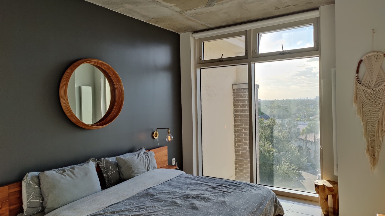 Photo of Bedroom in Midtown