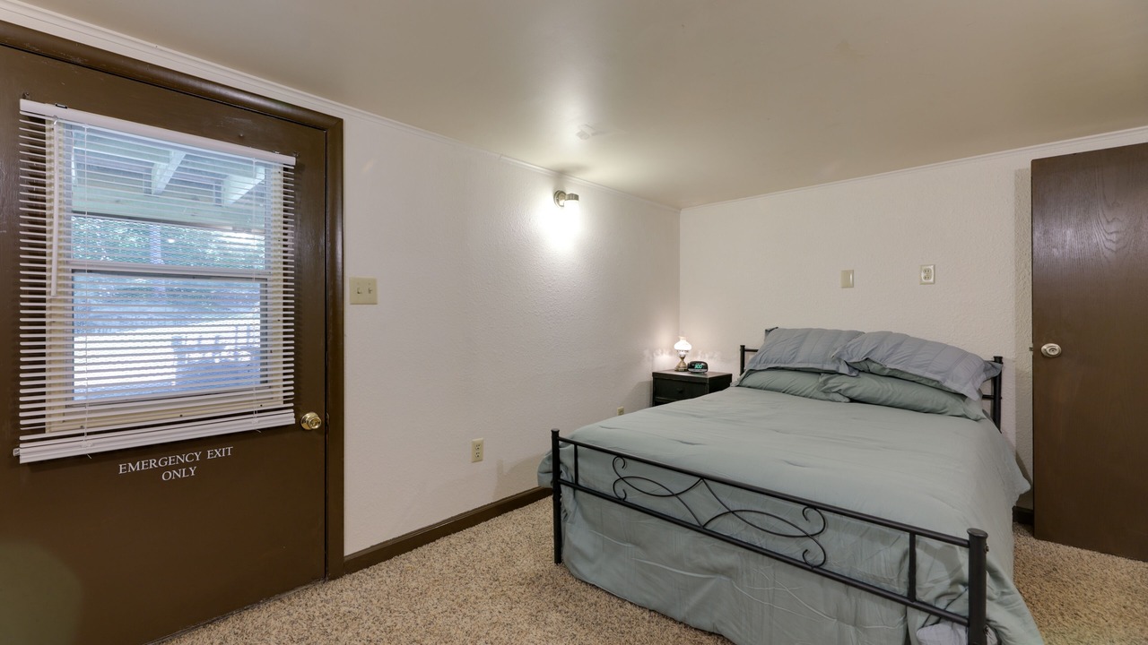 Photo of Bedroom in Covington