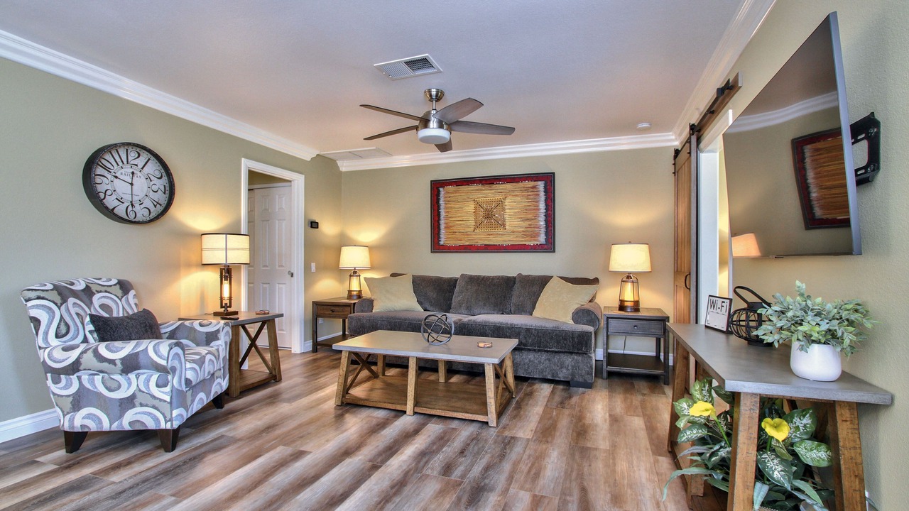 Photo of Livingroom in Murrieta