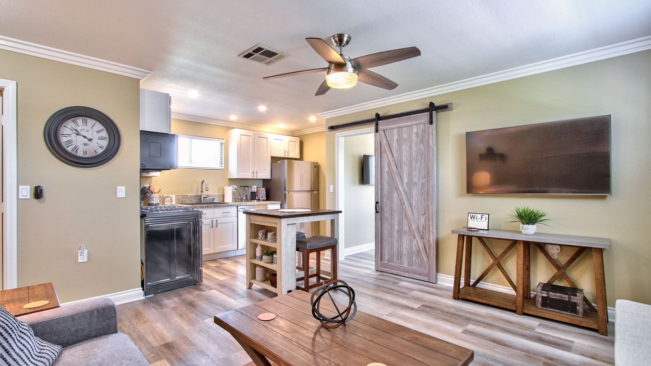 Photo of Livingroom in Murrieta