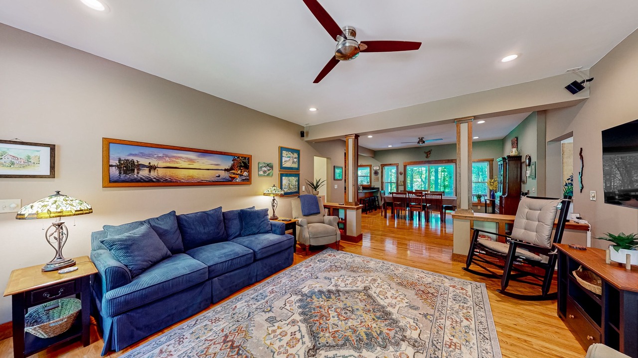 Photo of Livingroom in North Lake George