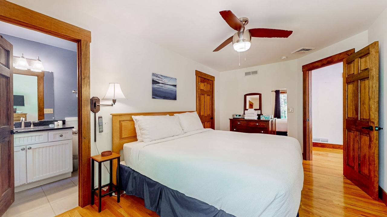 Photo of Bedroom in North Lake George