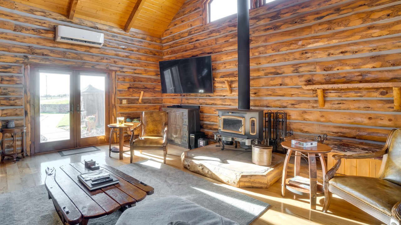 Photo of Livingroom in Parker