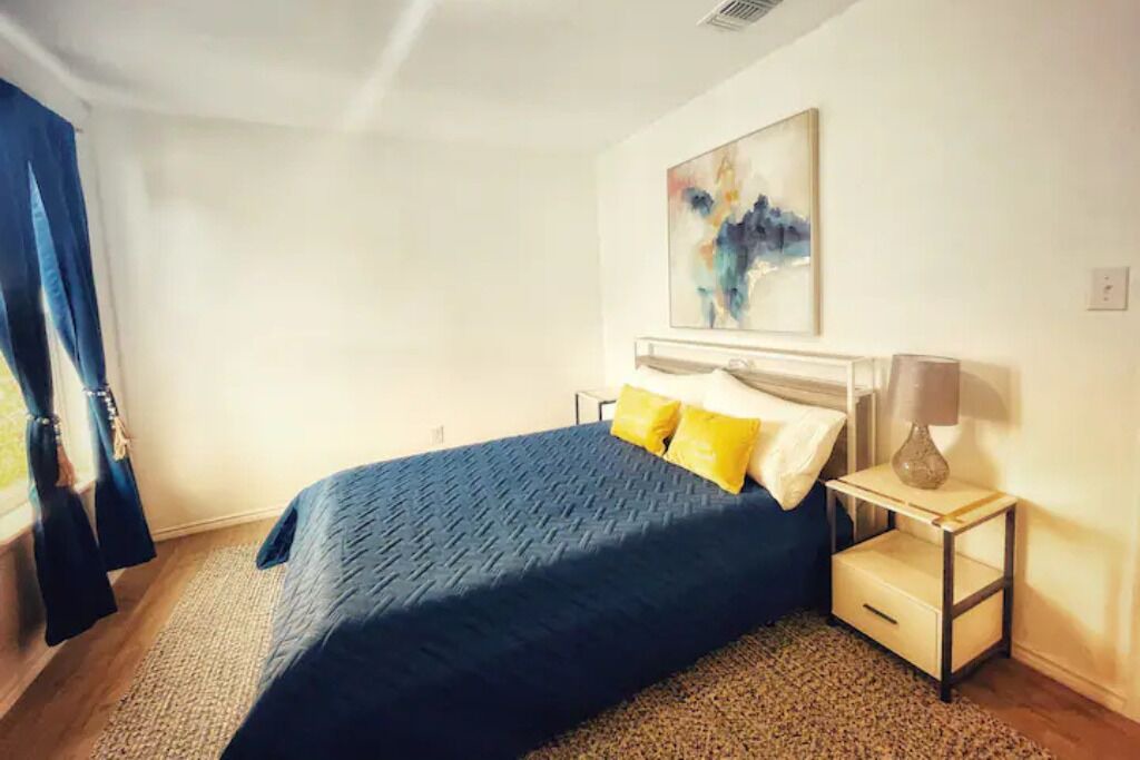 Photo of Bedroom in Canyon Lake