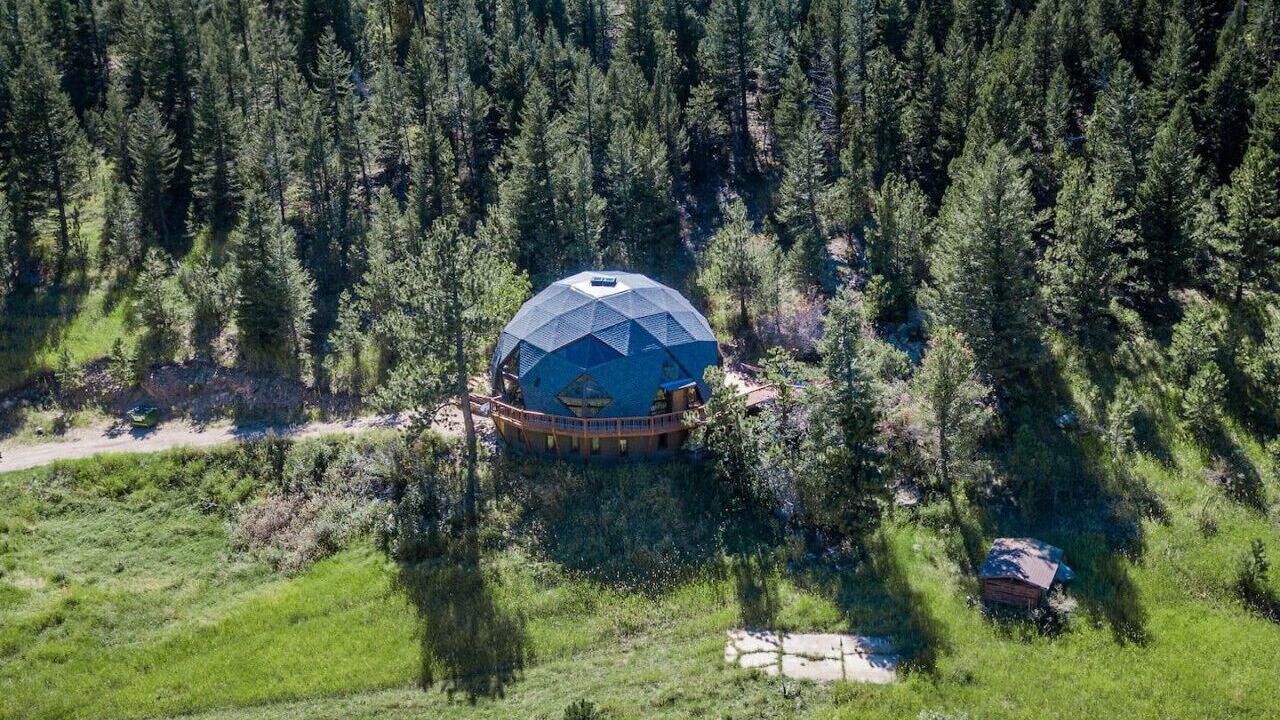 Photo of Outdoor in Lyons