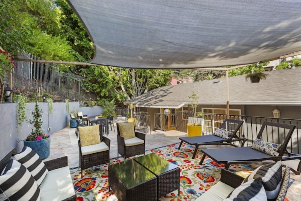 Photo of Patio Balcony in Beachwood Canyon