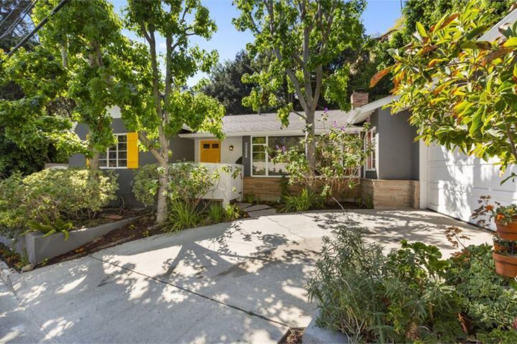 Photo of Outdoor in Beachwood Canyon