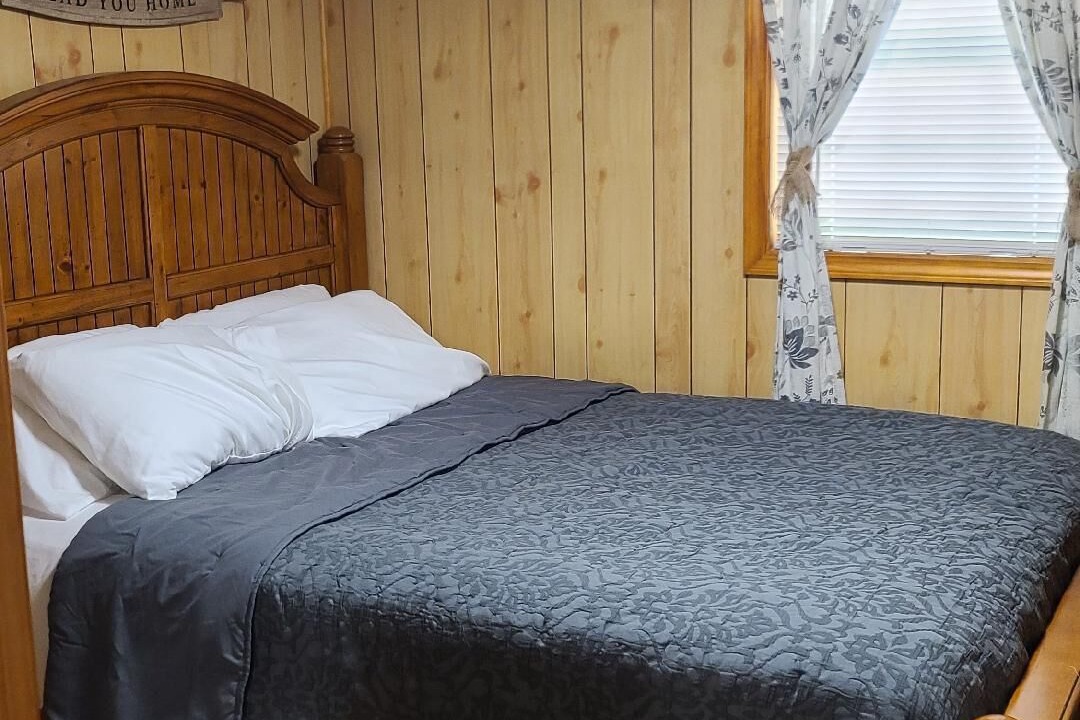 Photo of Bedroom in Big Sandy