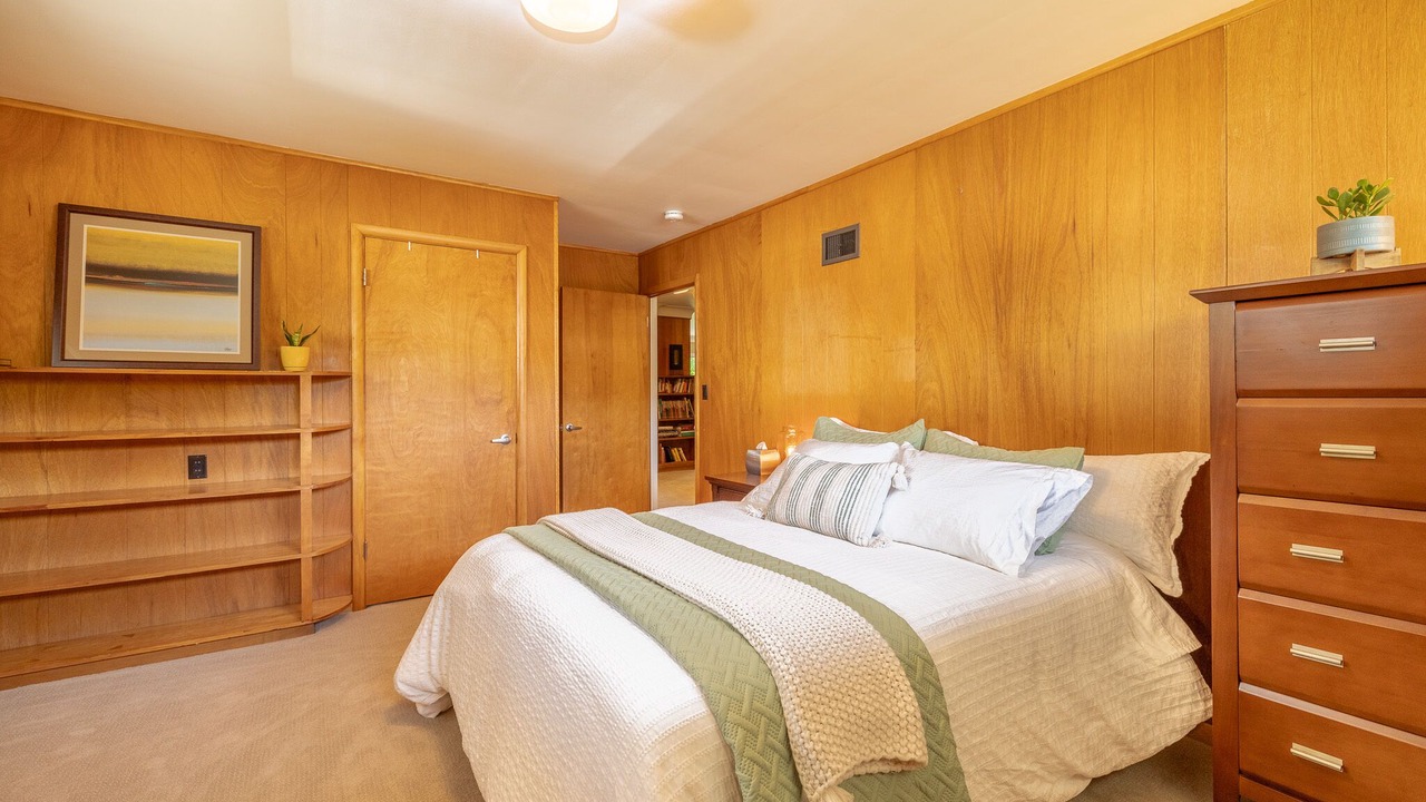 Photo of Bedroom in Dexter