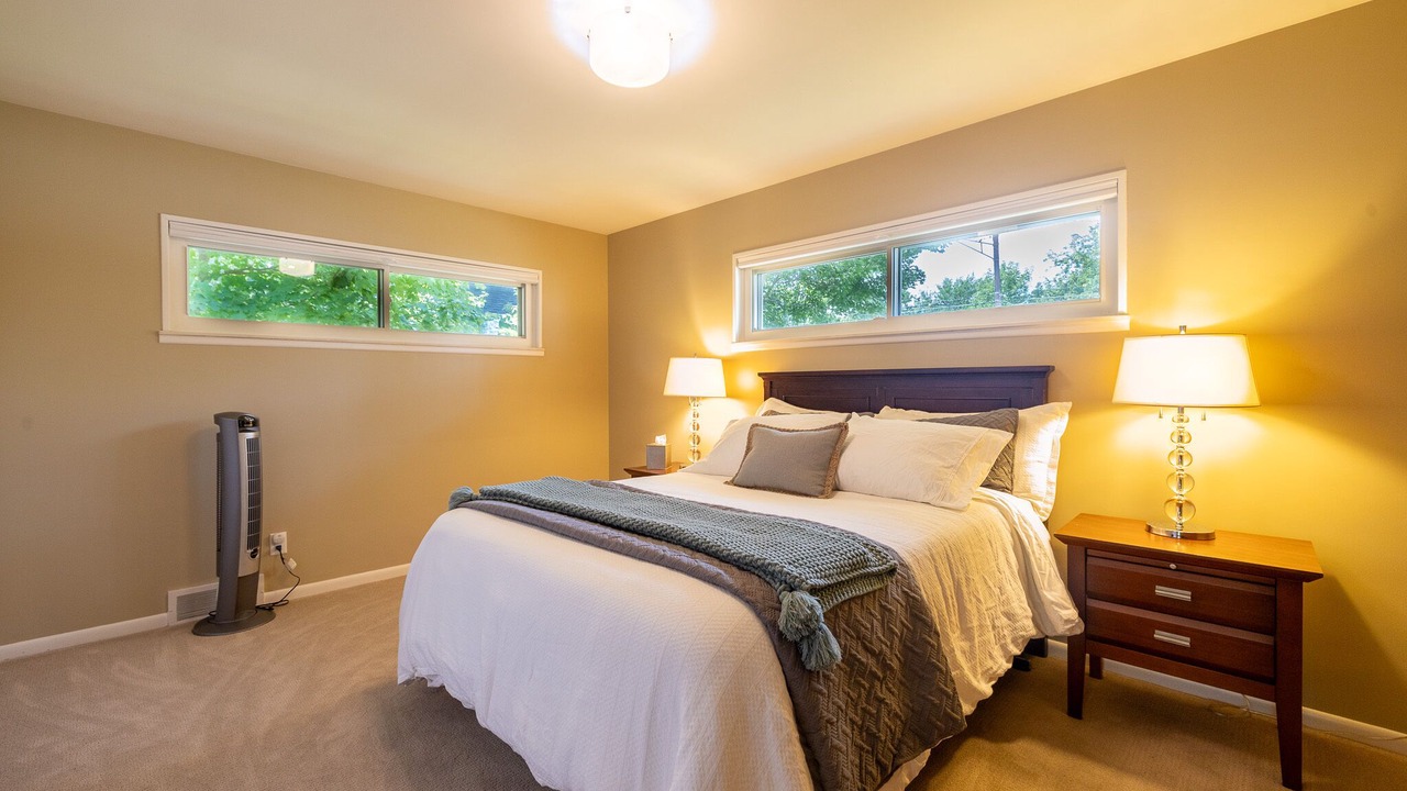 Photo of Bedroom in Dexter