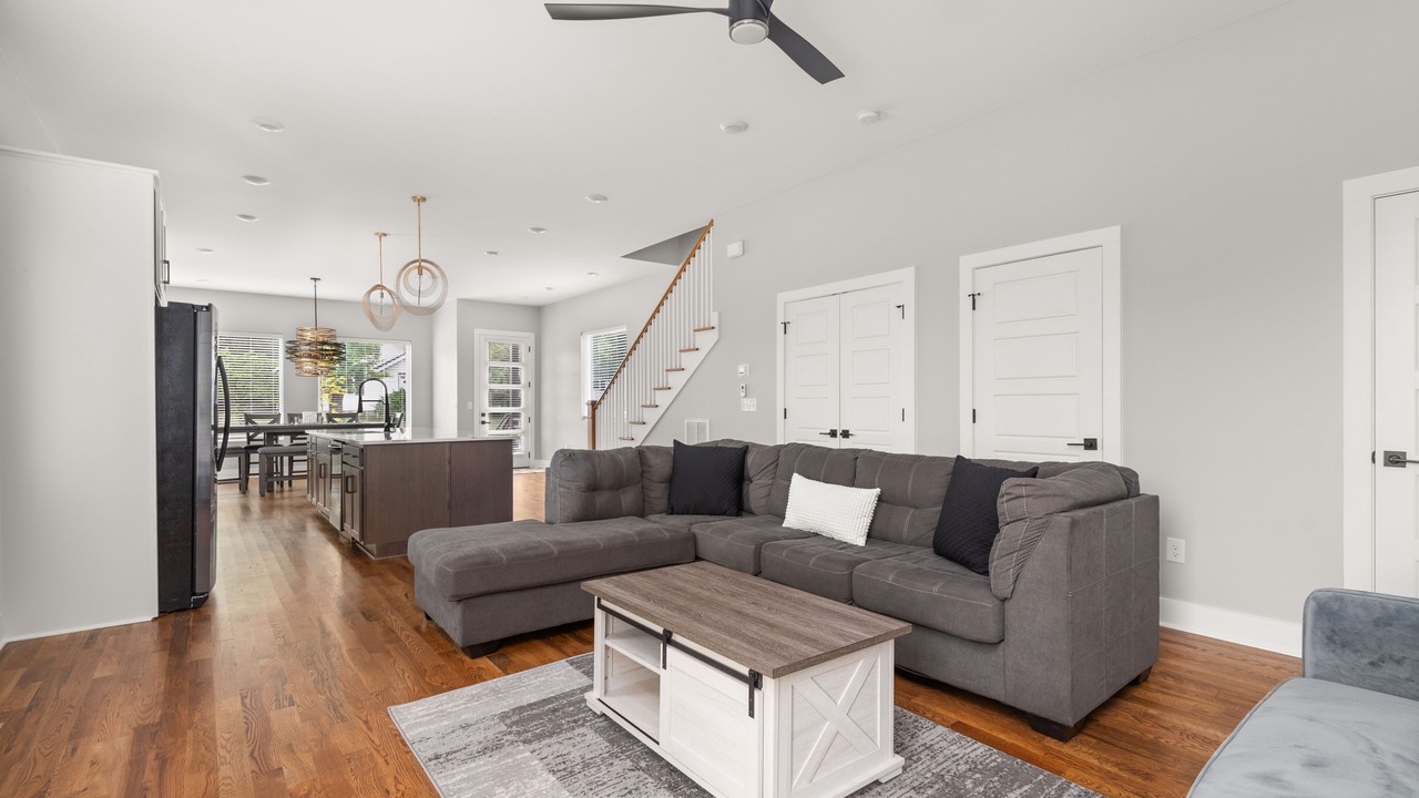 Photo of Livingroom in McFerrin Park