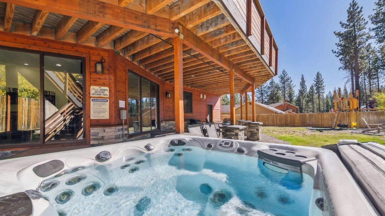 Photo of Outdoor in Mountain View Estates