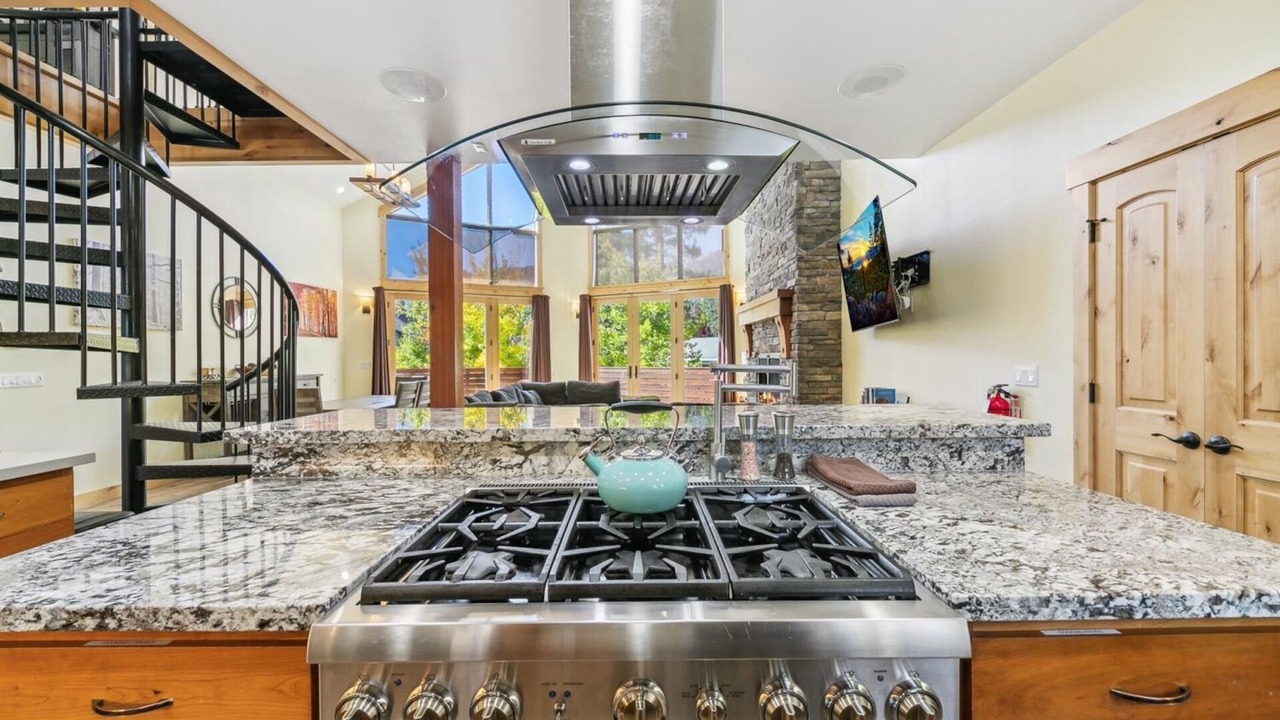 Photo of Kitchen in Mountain View Estates