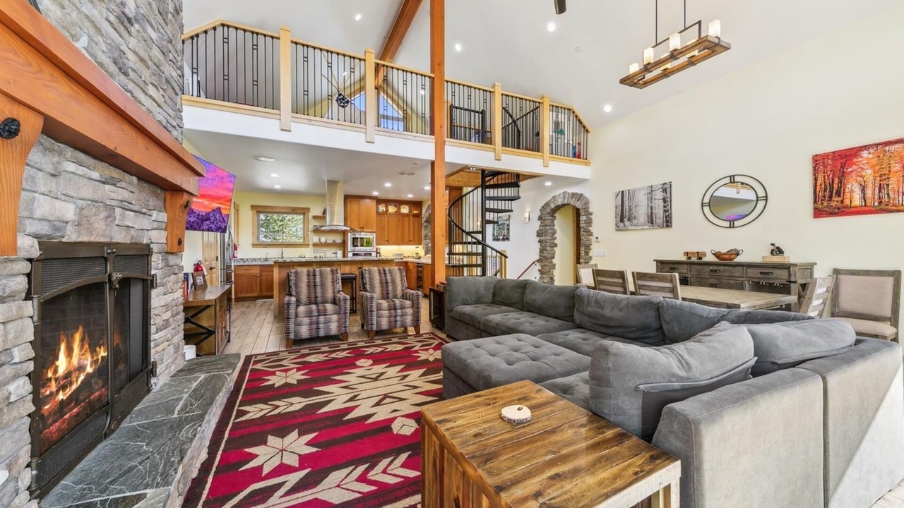 Photo of Livingroom in Mountain View Estates