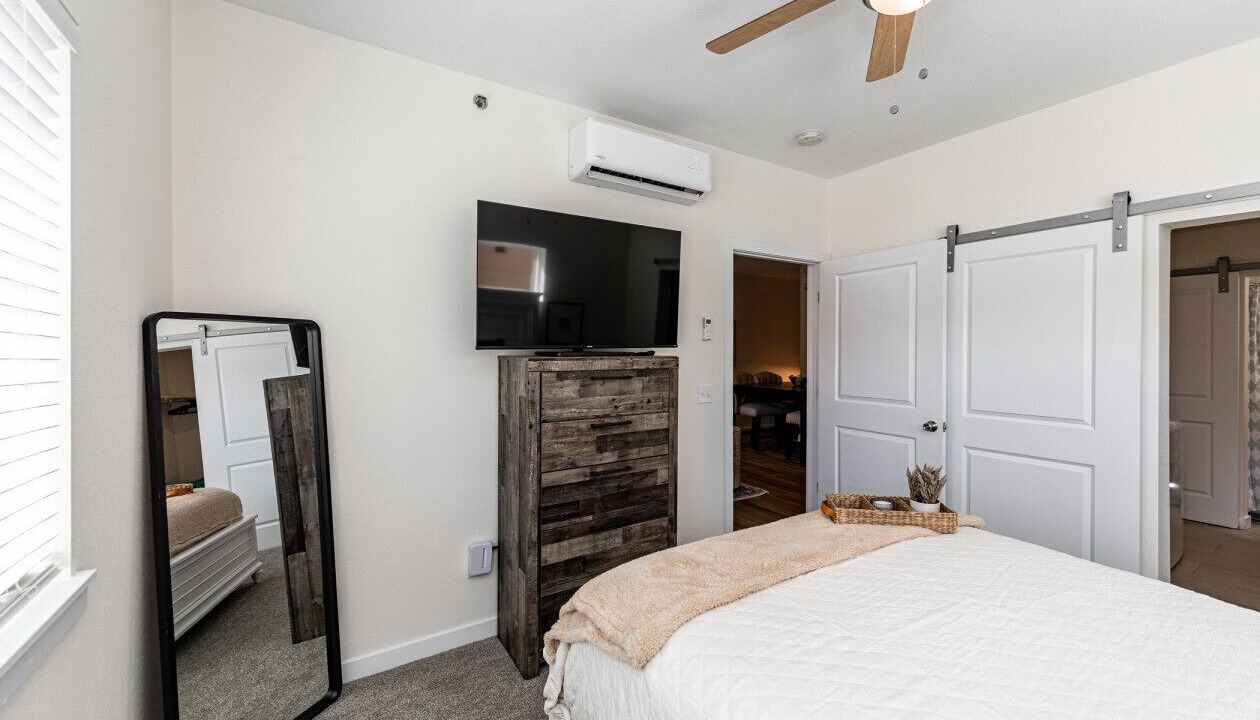 Photo of Bedroom in Mountain Shadows