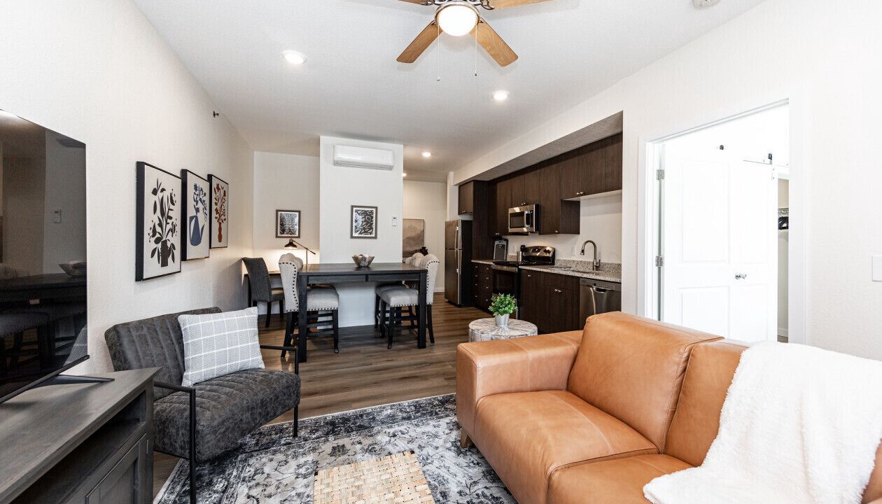 Photo of Livingroom in Mountain Shadows