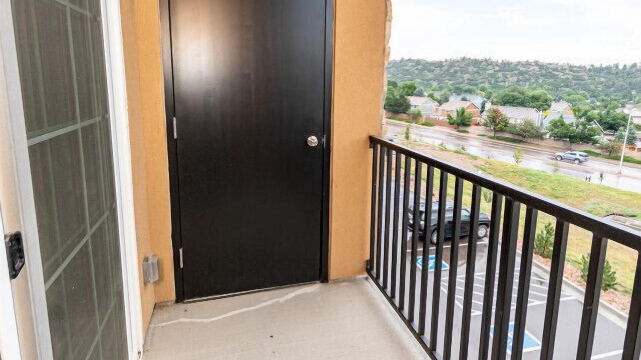Photo of Outdoor in Mountain Shadows