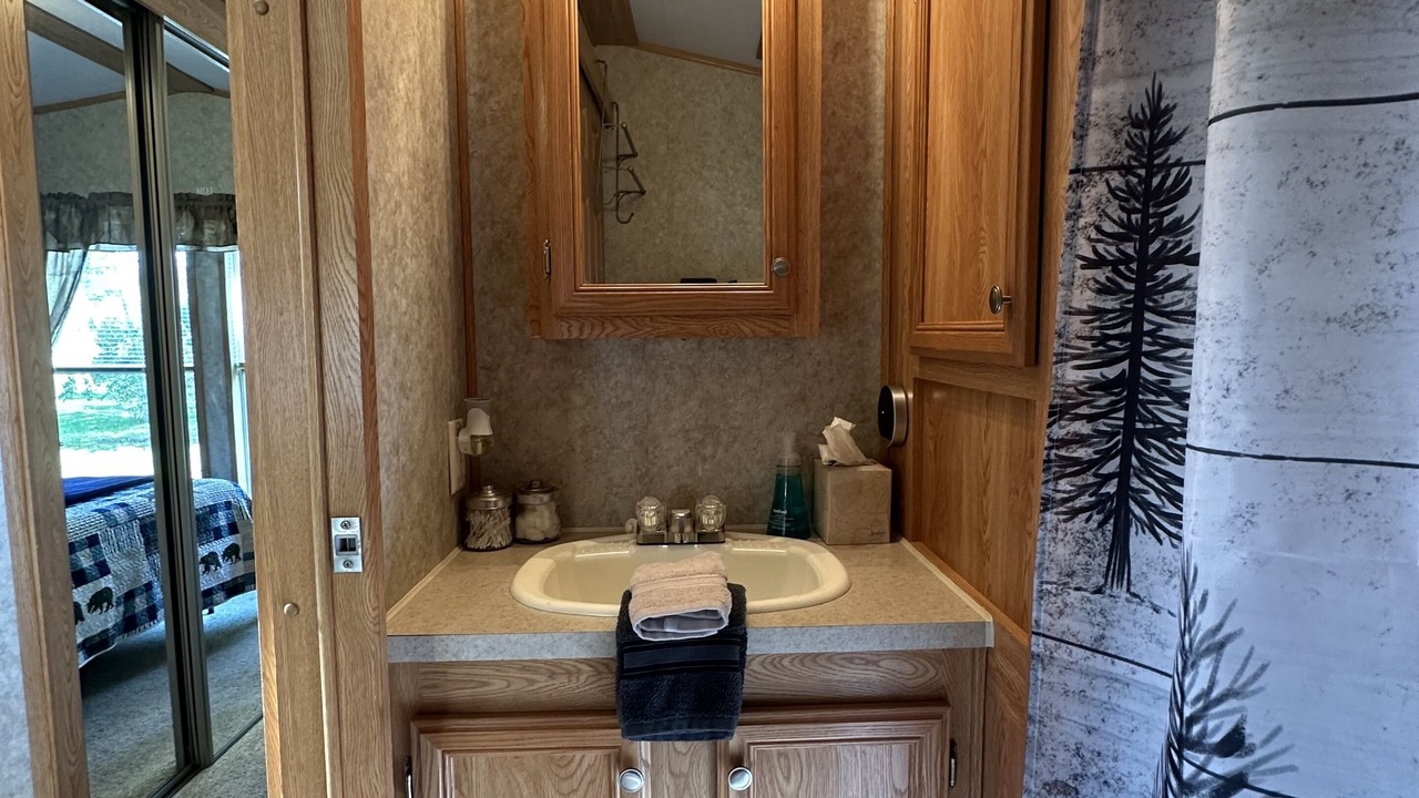 Photo of Bathroom in Ontonagon