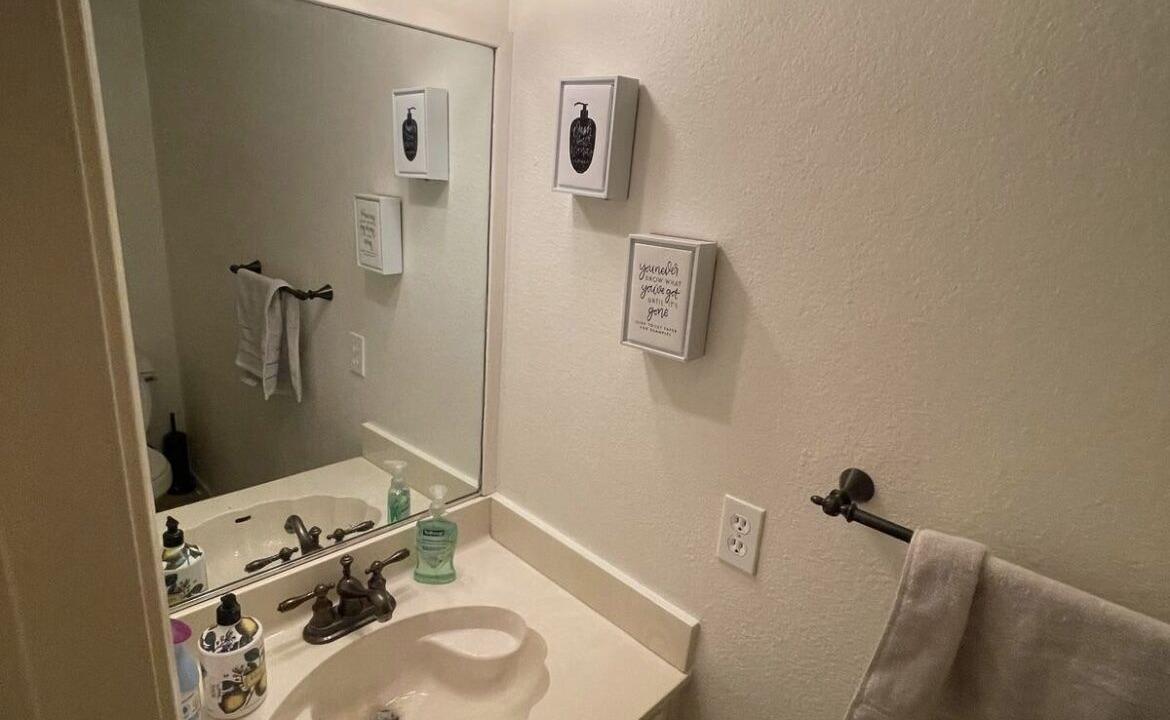 Photo of Bathroom in Summerlin