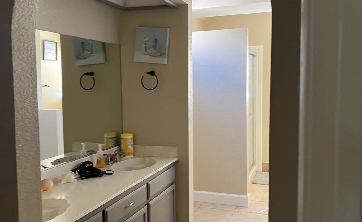 Photo of Bathroom in Summerlin