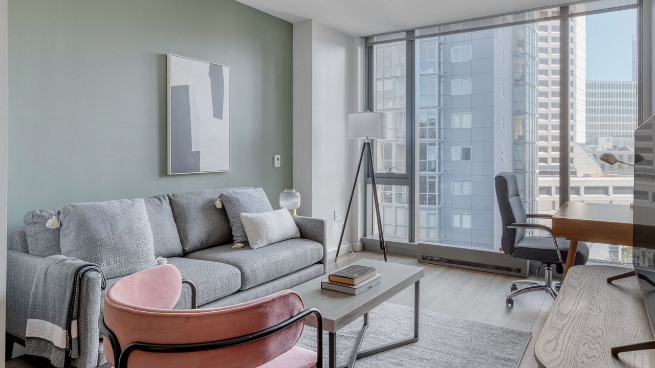 Photo of Livingroom in Civic Center