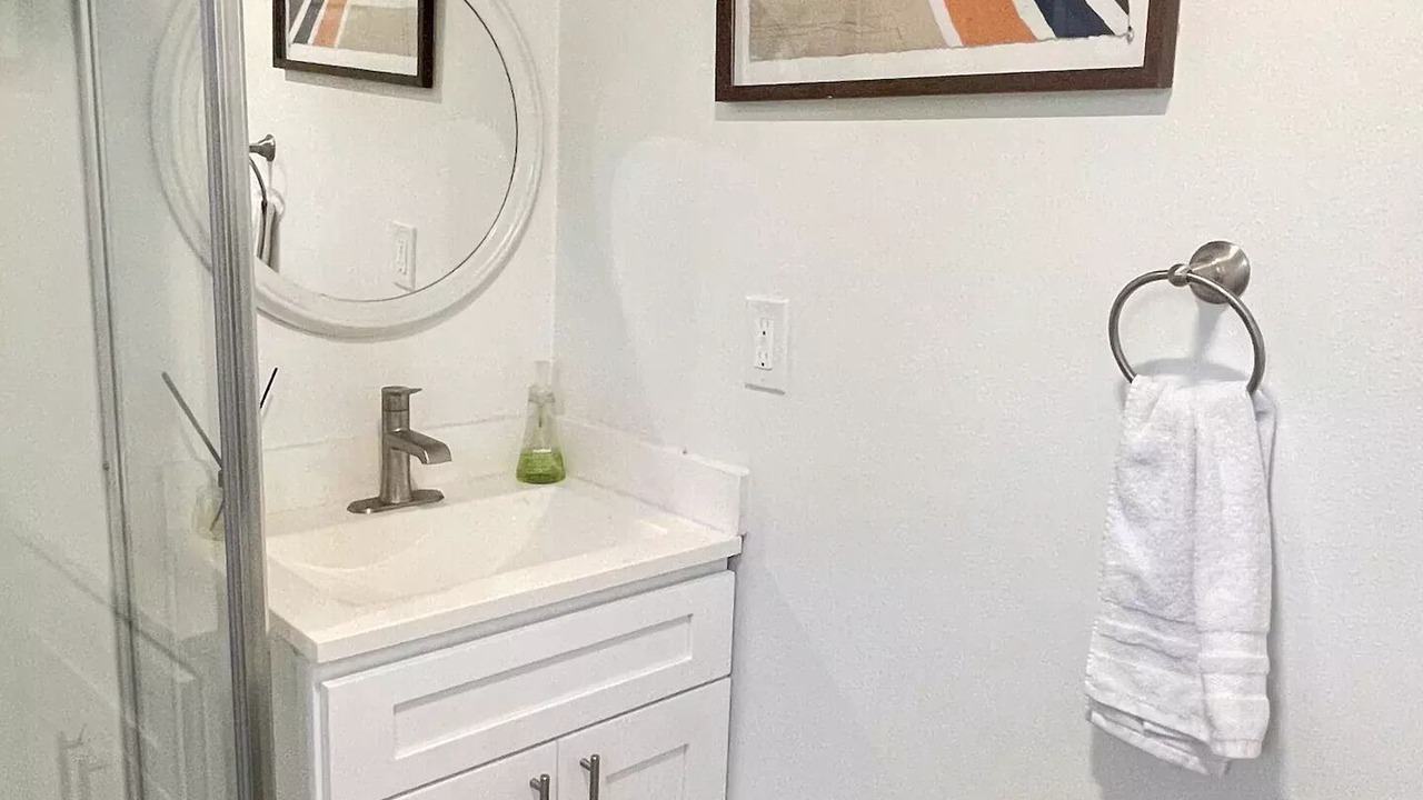 Photo of Bathroom in Roosevelt