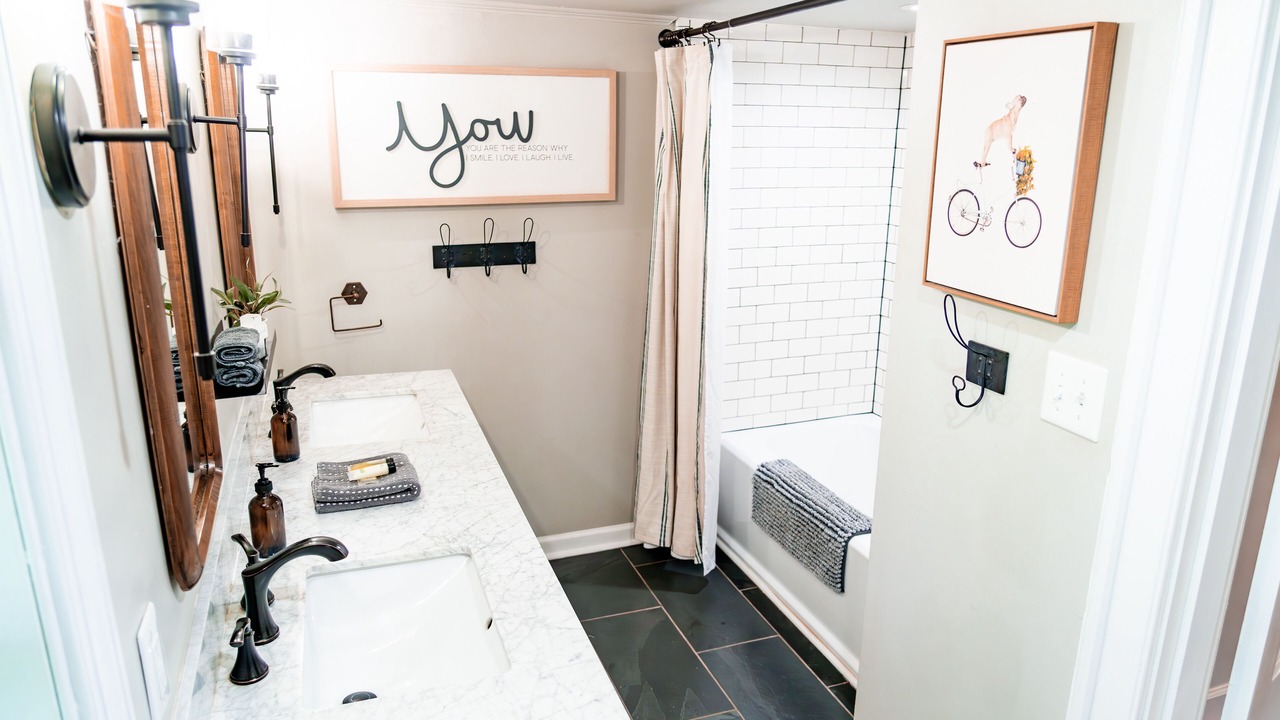 Photo of Bathroom in Columbia