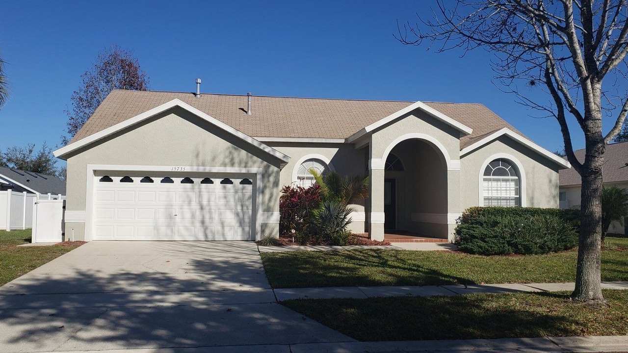 Photo of Outdoor in Orange Tree