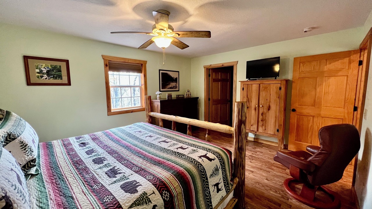 Photo of Bedroom in Spencer