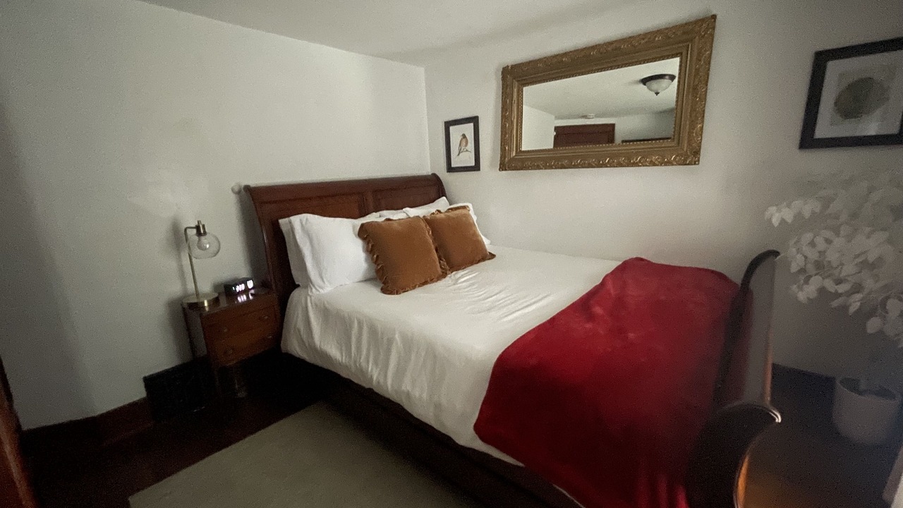 Photo of Bedroom in Fredonia