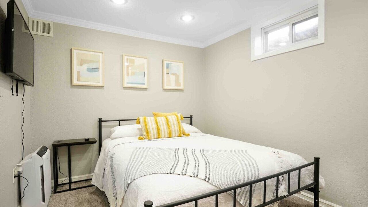 Photo of Bedroom in Berkeley