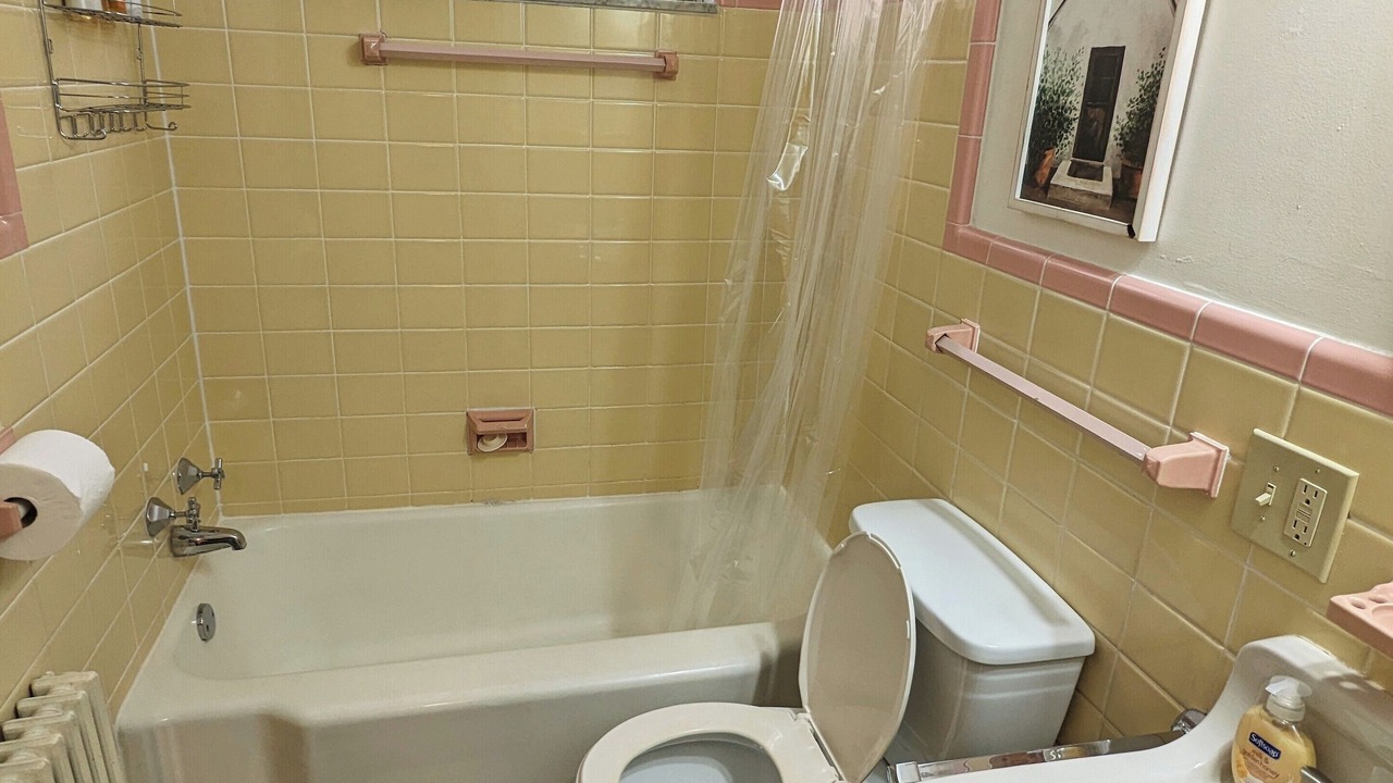 Photo of Bathroom in Ottawa