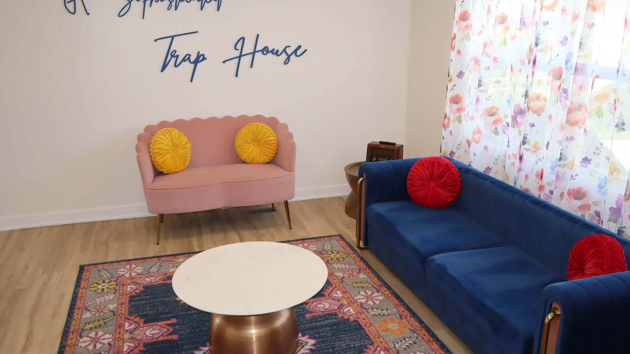 Photo of Livingroom in Country Club Hills