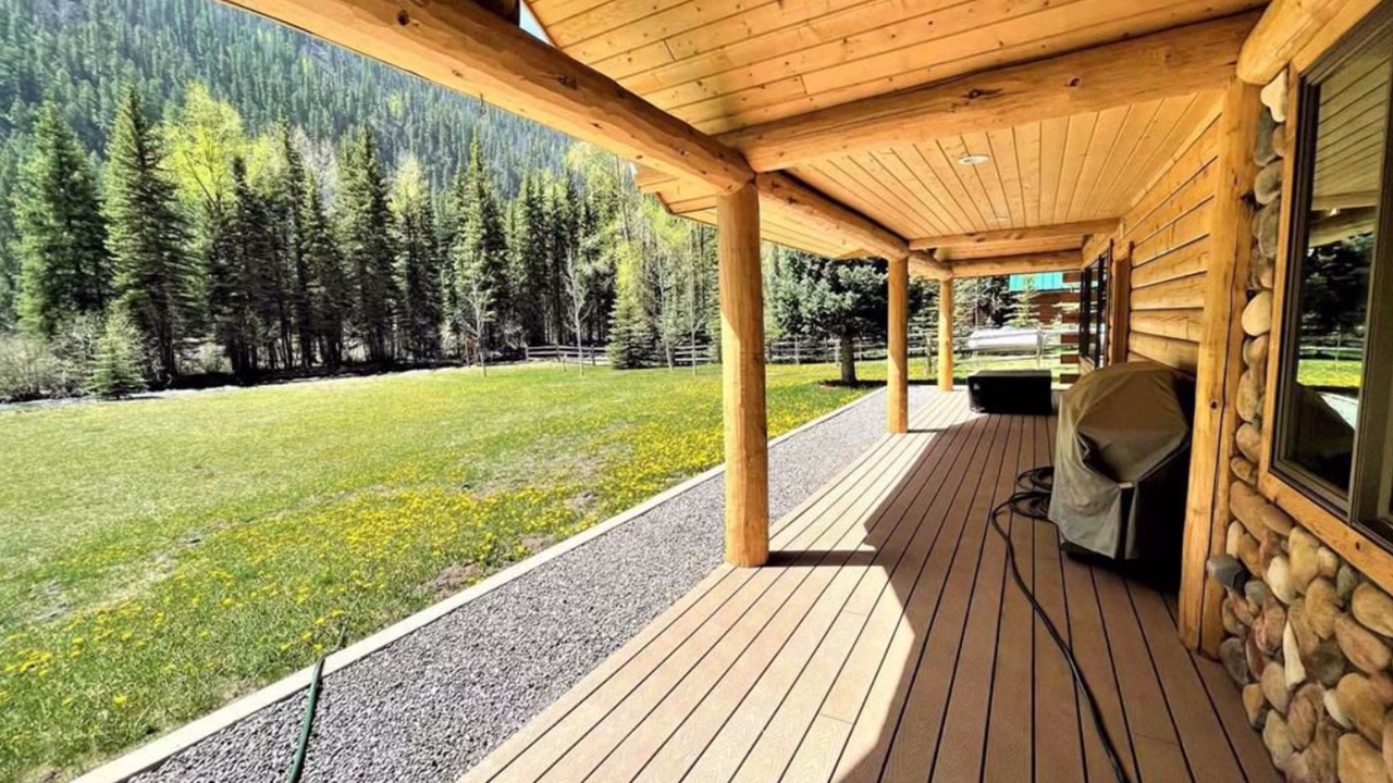 Photo of Patio Balcony in South Fork