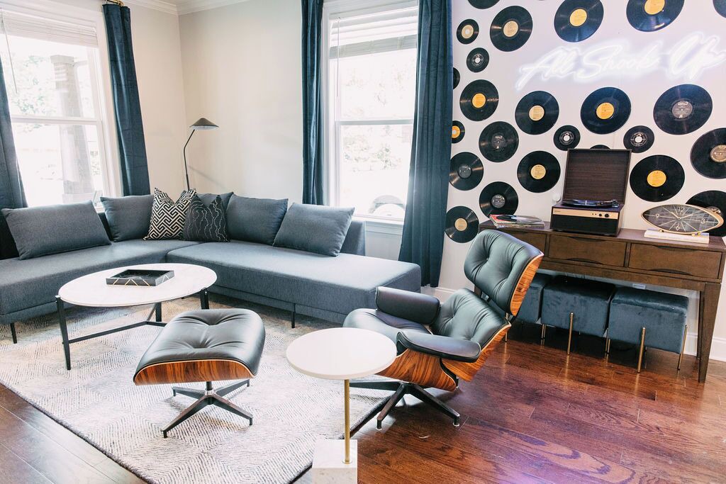 Photo of Livingroom in Crosstown