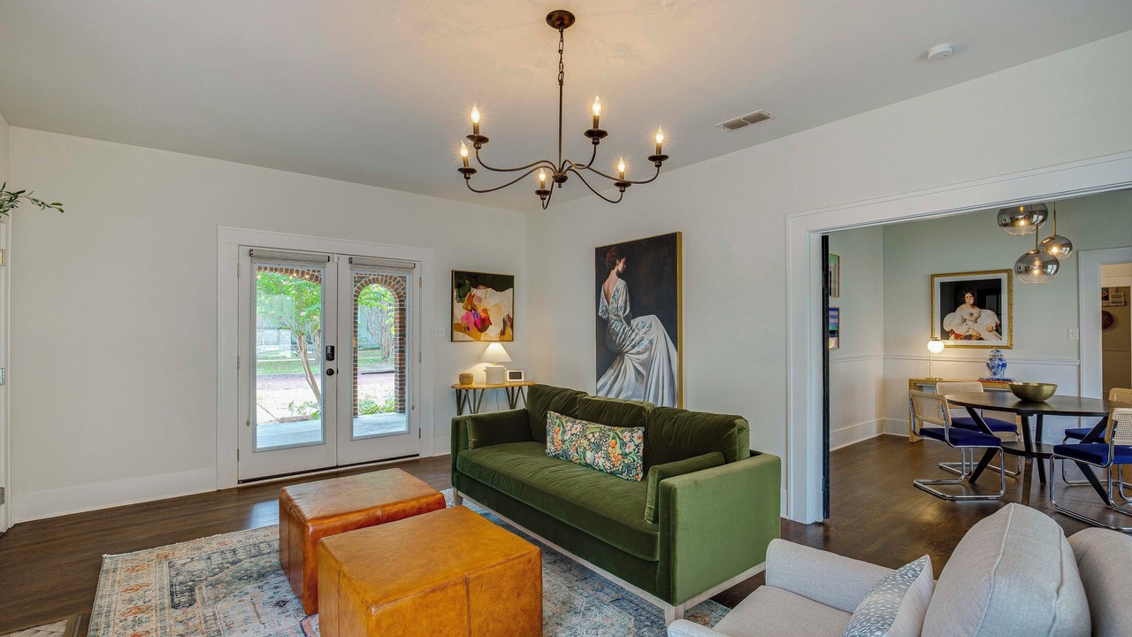 Photo of Livingroom in Tyler