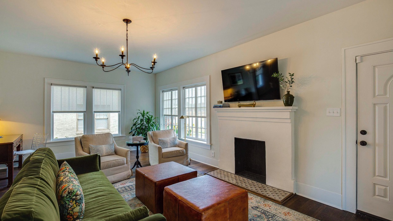 Photo of Livingroom in Tyler