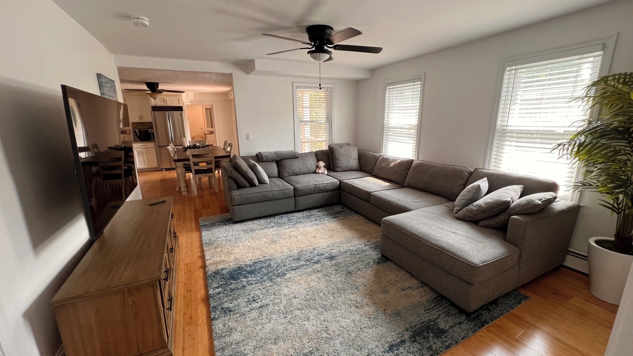 Photo of Livingroom in Danvers