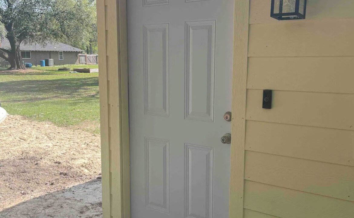 Photo of Outdoor in Orange