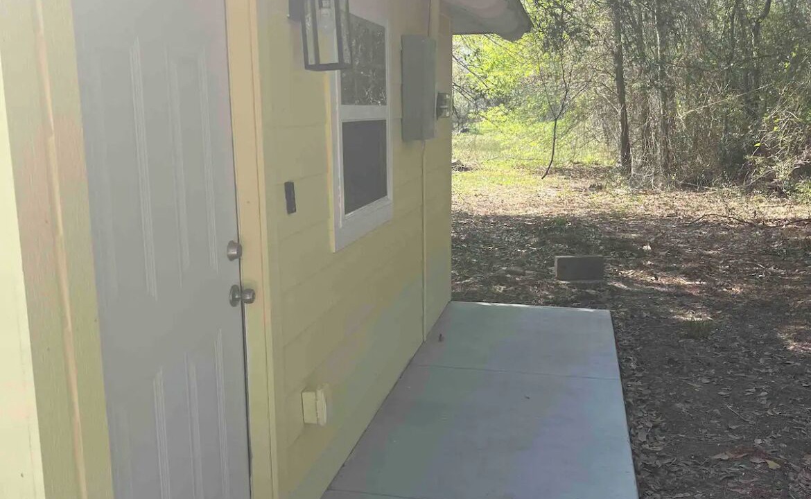 Photo of Outdoor in Orange