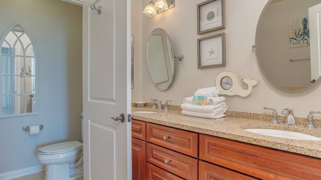 Photo of Bathroom in Orange Beach