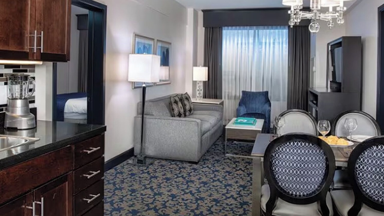 Photo of Livingroom in Theater District