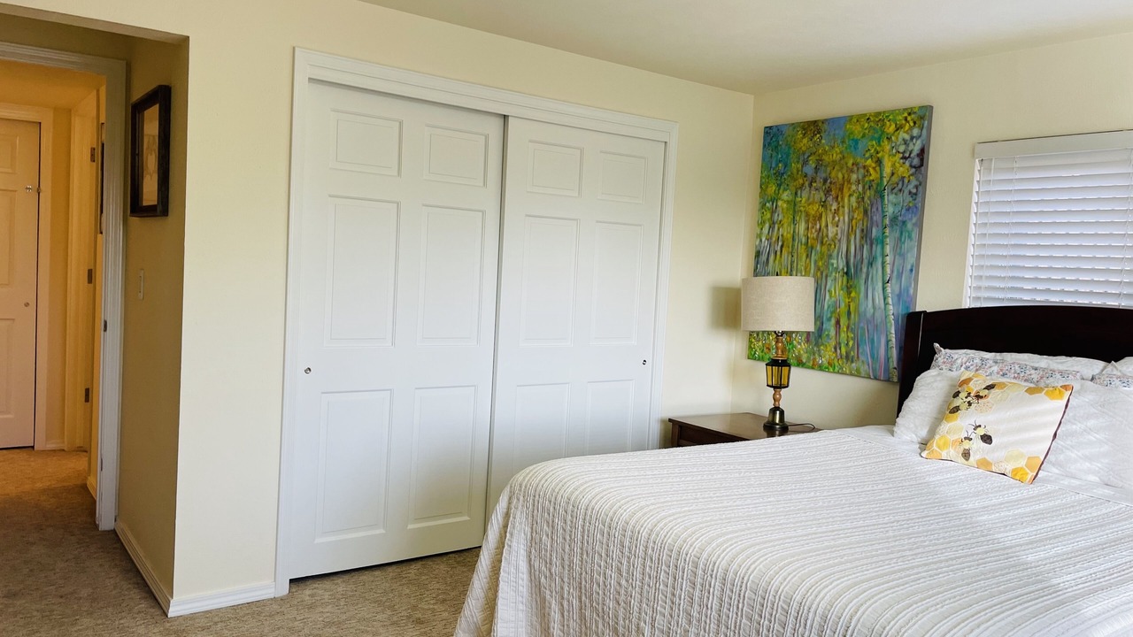 Photo of Bedroom in Scenic Heights