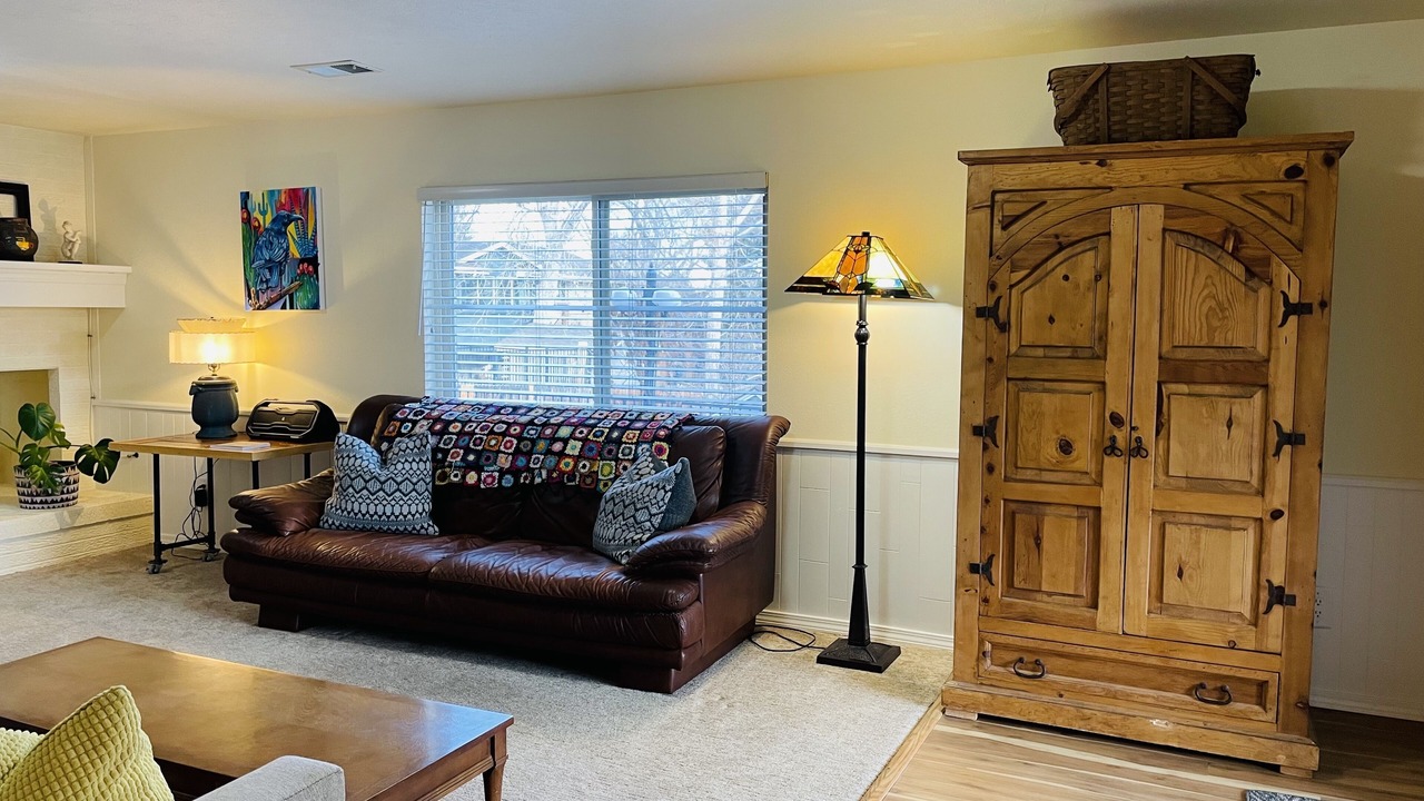 Photo of Livingroom in Scenic Heights