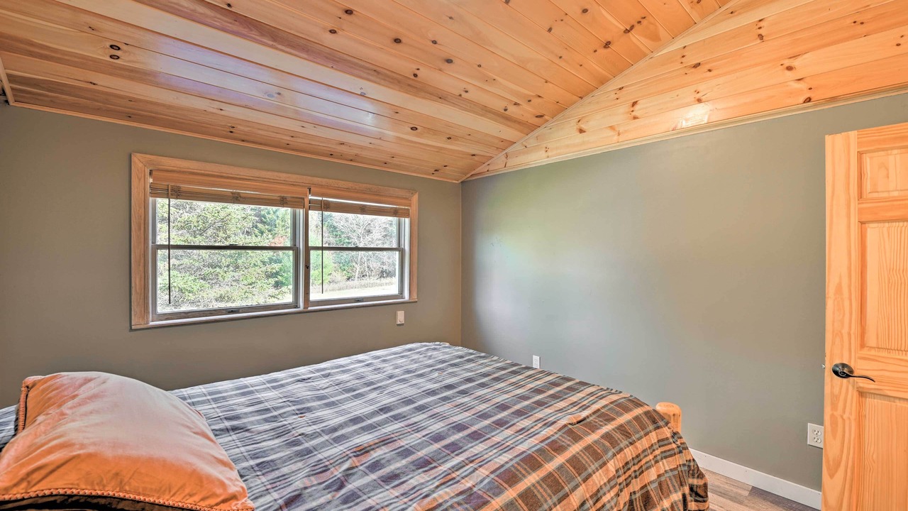 Photo of Bedroom in Wells Bridge