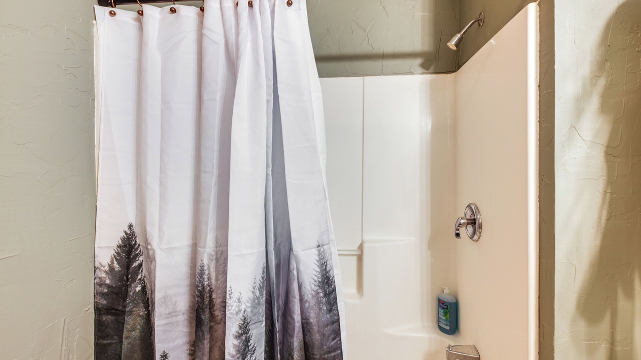 Photo of Bathroom in Red River